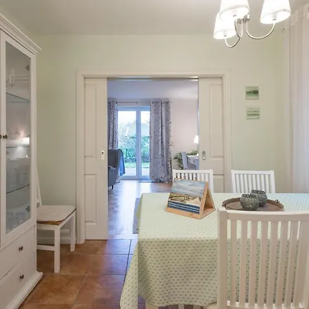 펜션 Ferienhaus Nine -keine Monteure-