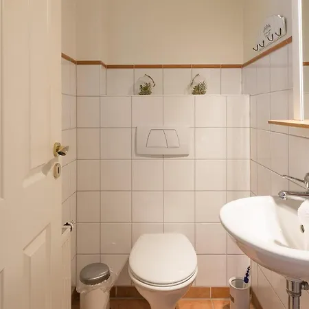 Ferienhaus Nine -keine Monteure- *