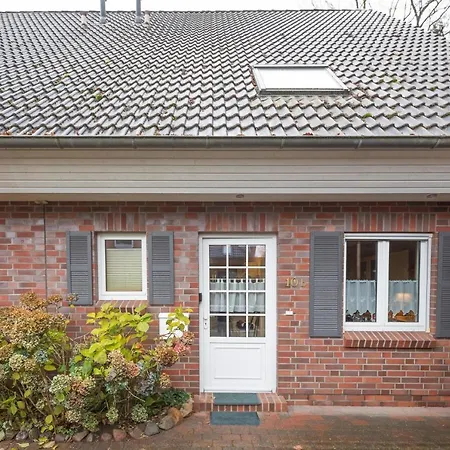 펜션 Ferienhaus Nine -keine Monteure- 후줌